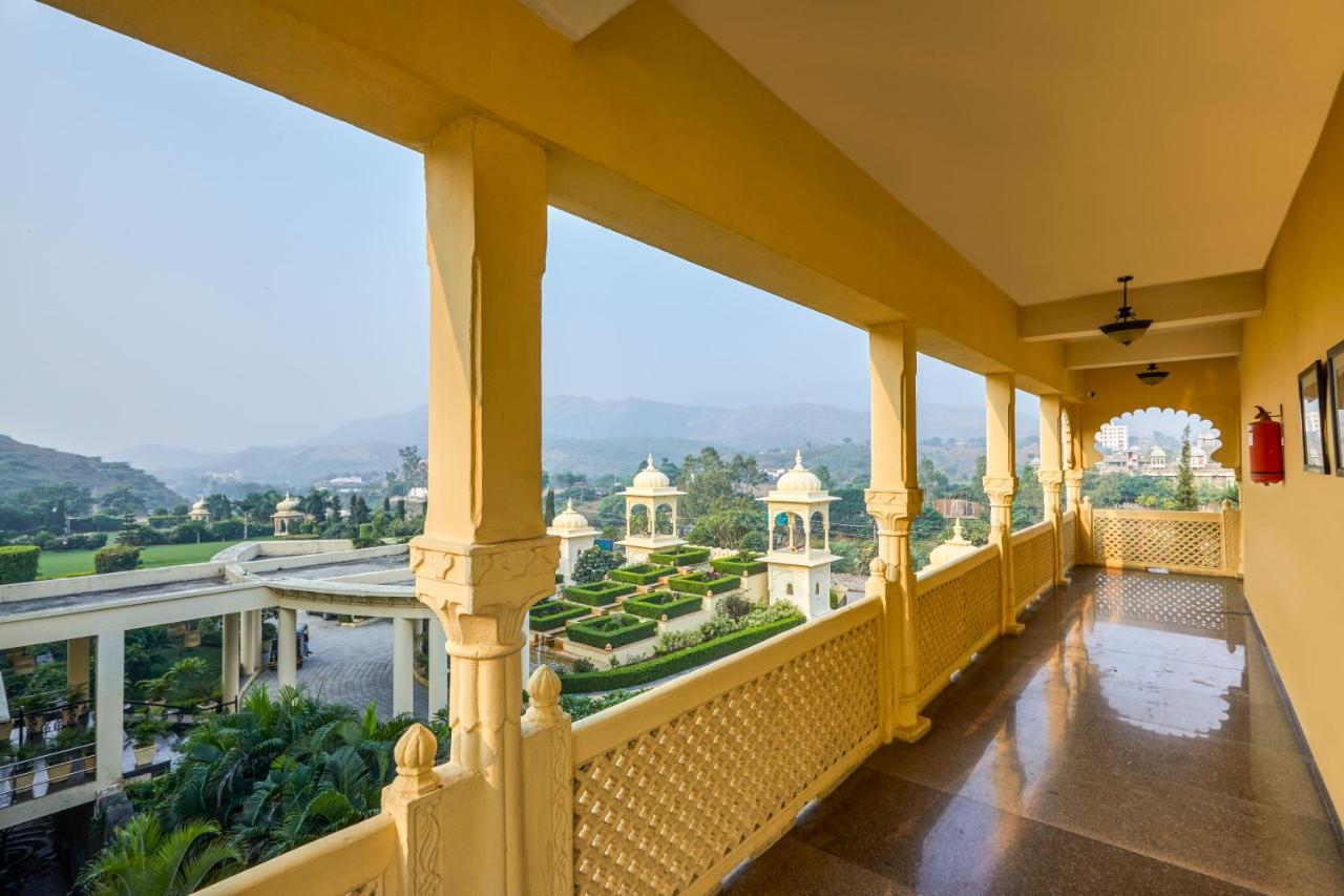 Club Mahindra Udaipur Hotel Eksteriør billede