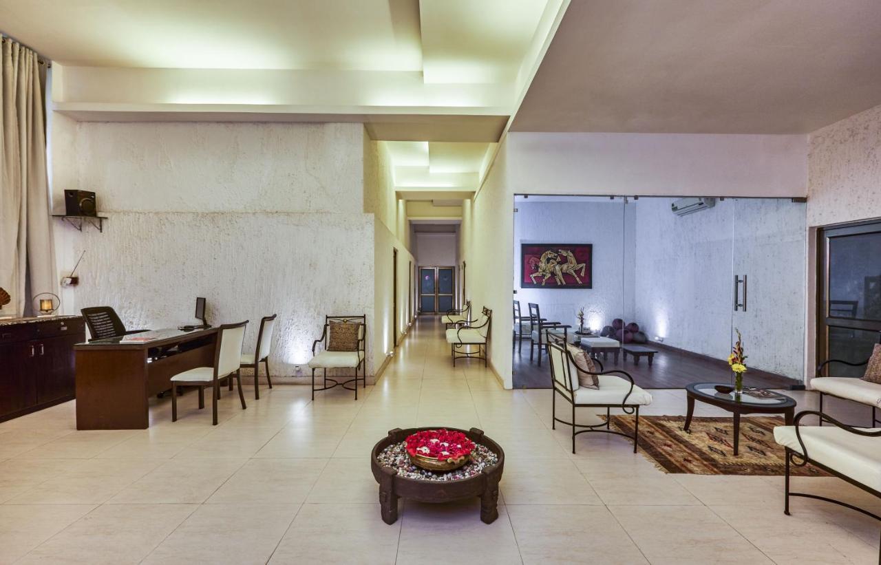 Club Mahindra Udaipur Hotel Eksteriør billede