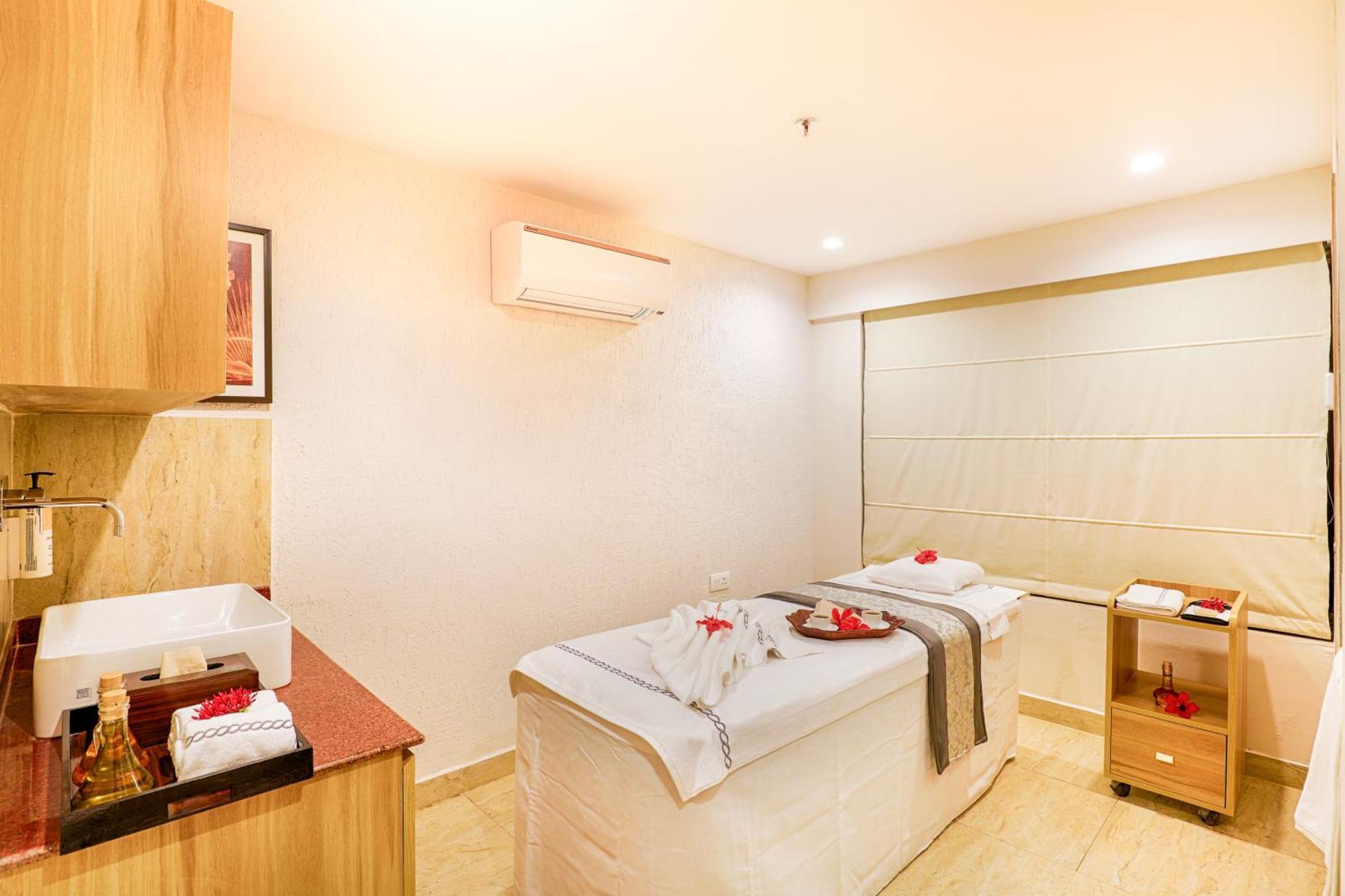 Club Mahindra Udaipur Hotel Eksteriør billede
