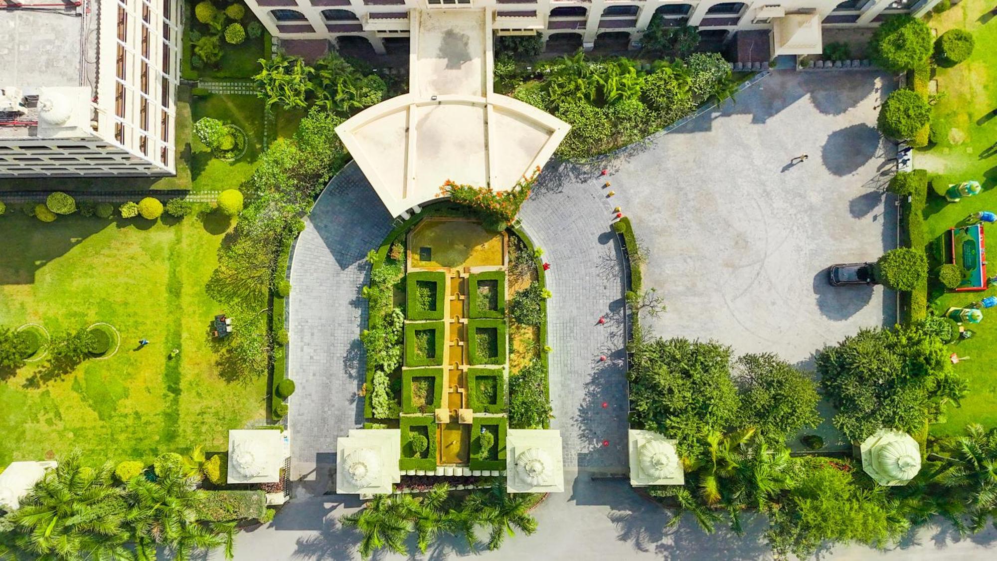 Club Mahindra Udaipur Hotel Eksteriør billede