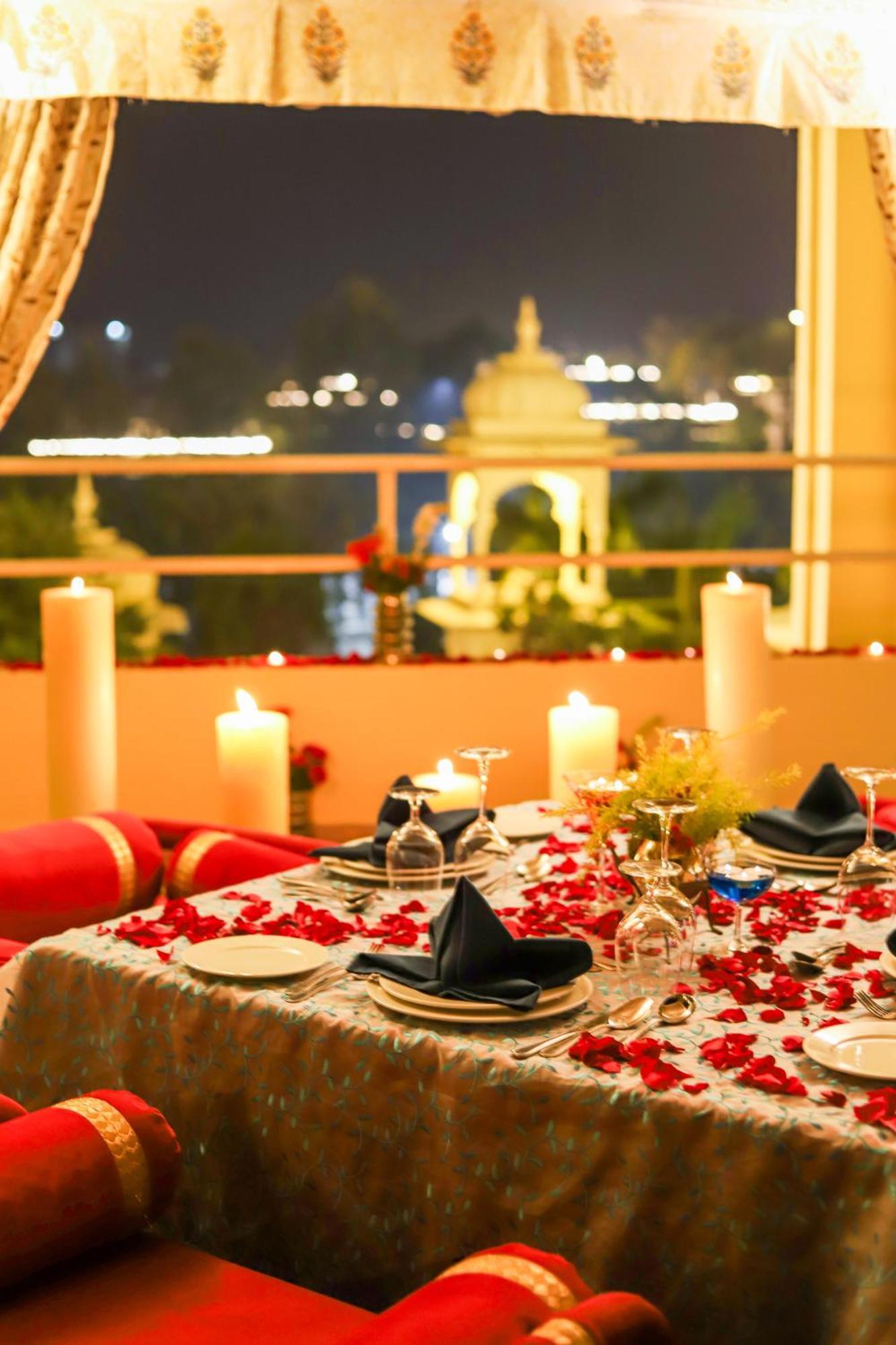 Club Mahindra Udaipur Hotel Eksteriør billede