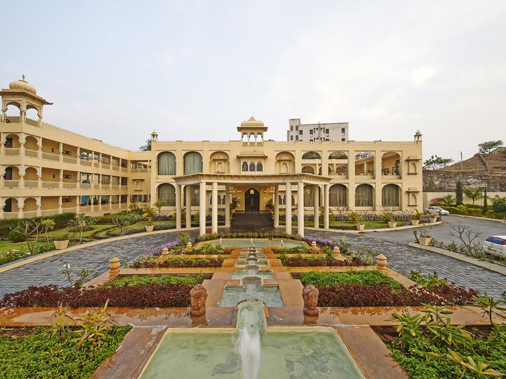 Club Mahindra Udaipur Hotel Eksteriør billede